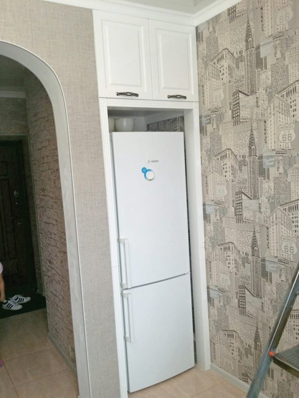 Холодильник в нише