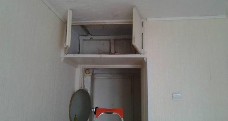 Кухня с антресолью