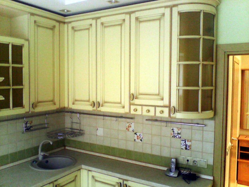 Карниз на кухонный гарнитур