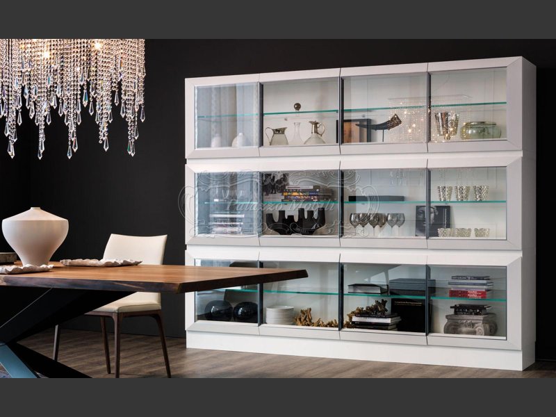 Cattelan Italia витрина